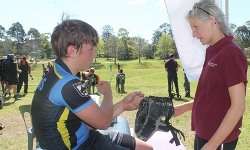 Physiotherapy students assist young Indigenous footballers