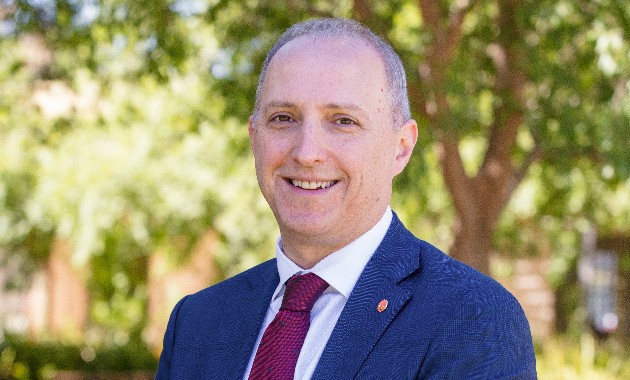 Discounted Charles Sturt certificate courses to support workers affected by COVID-19