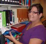 Ms Elise Hull from the Truskett Library at CSU in Bathurst.