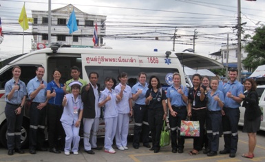 Paras Thai ambulance group_235