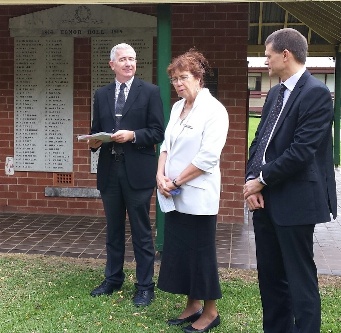 2015 Anzac tribute CSU Bathurst