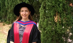 Dr Elizabeth Dunlop