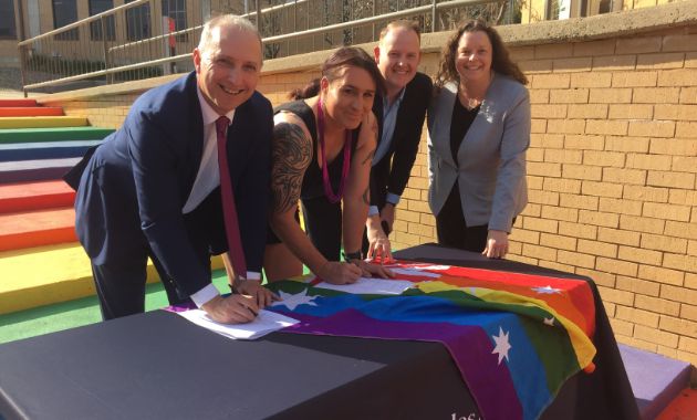 Charles Sturt renews sponsorship agreement with Wagga Wagga Mardi Gras Festival 