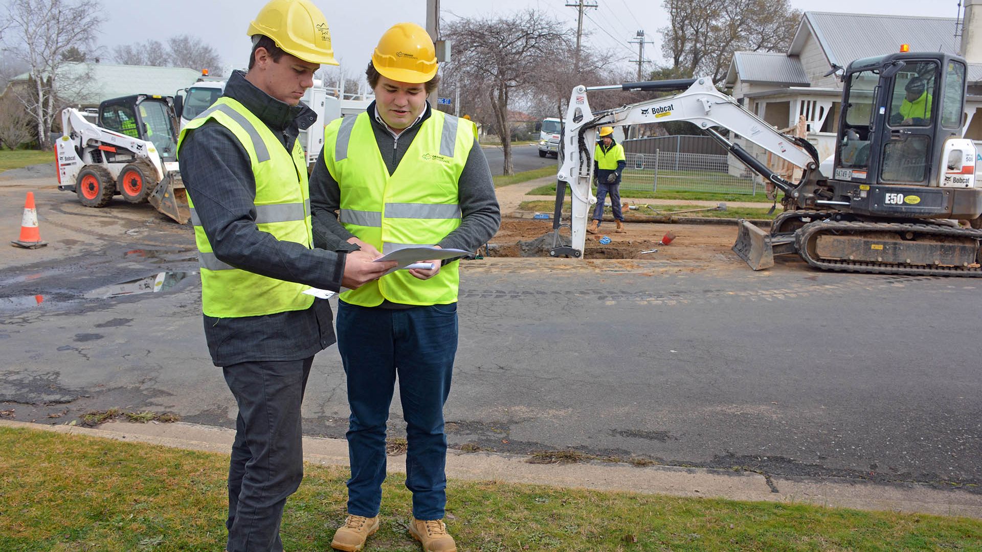 Charles Sturt cadet engineer on the job with Orange City Council