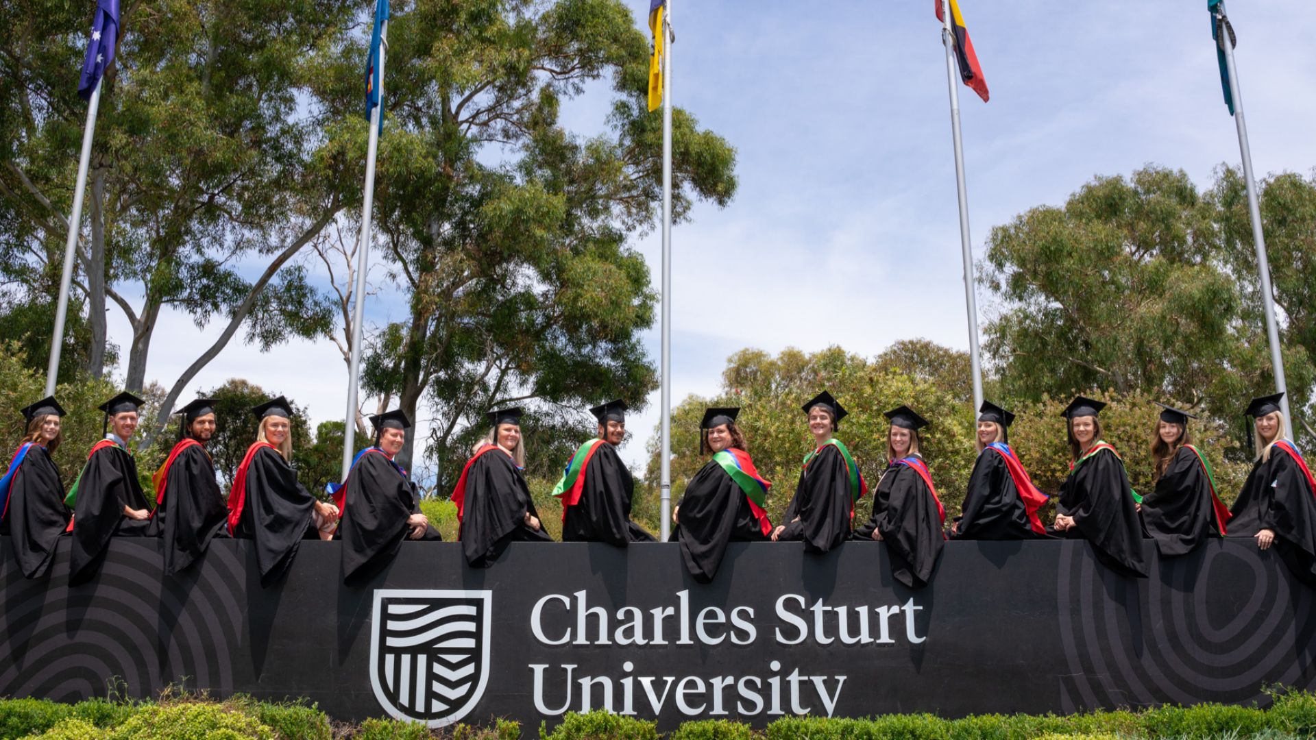 Charles Sturt congratulates almost 9,400 graduates in 2021 