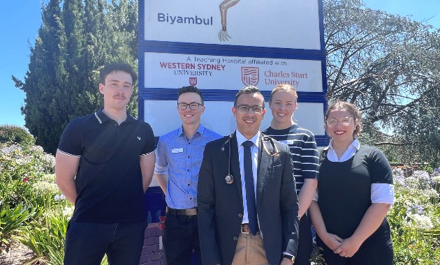 Rural doctors on the way! School of Rural Medicine students offer skills to Bathurst residents 