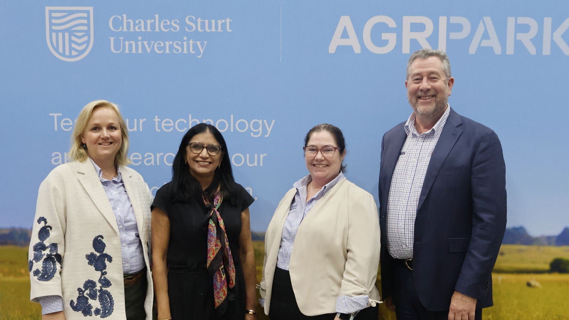 Innovative collaboration to fast-track the next generation of Australian digital agriculture experts