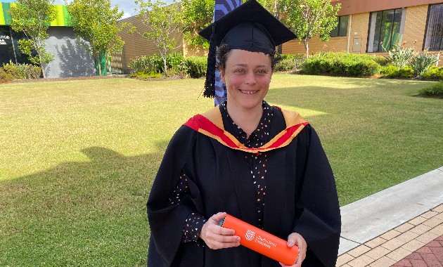Emergency services volunteer and graduate awarded University Medal for geospatial studies
