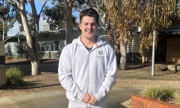 Early entry via Charles Sturt Advantage program reduces stress
