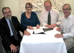 CSU Vice-Chancellor (Academic) Professor Ross Chambers, Chair Broken Hill Higher Education Working Group Marion Browne, Mayor Wincen Cuy and University of Sydney's Broken Hill Department of Rural Health Head Professor David Lyle. Photo courtesy of Borken Hill City Council.