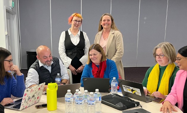 University academics educate Wagga Wagga teachers on AI integrated learning 