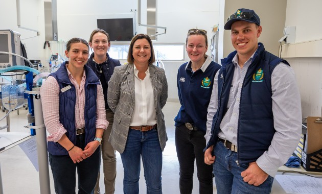 Federal Minister visits Charles Sturt in Wagga Wagga to experience agricultural innovation