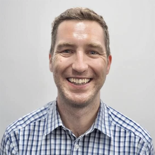 Dr Alistair Grant