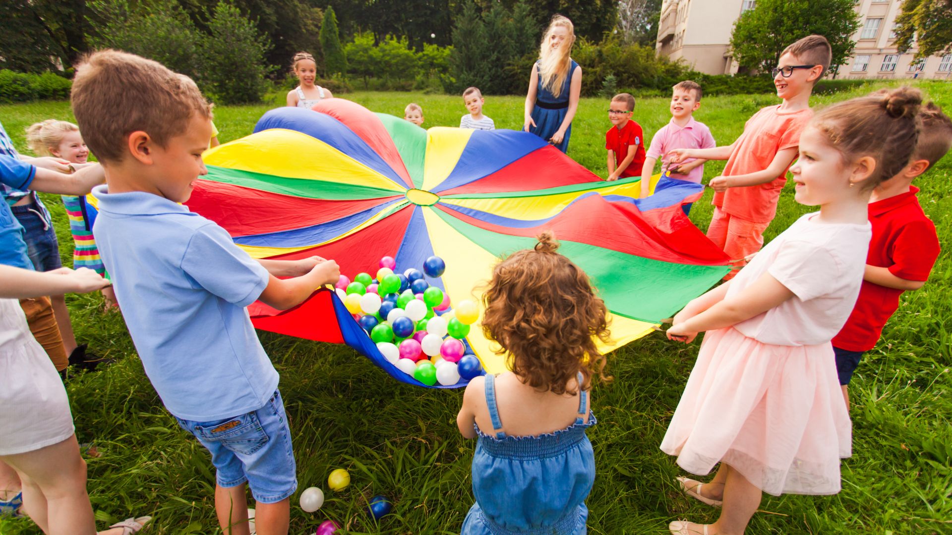 Mums change, dads stay the same: how gender roles influence ‘risky’ outdoor recreation 