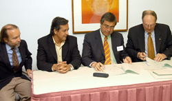 (L to R): HE Mr Jose Luis Balmaceda, Chilean Ambassador; Mr Jorge de la Fuente, Ministry of Agriculture - Director, Institute of Agricultural Research (INIA); Mr Alvaro Rojas, Minister for Agriculture; Mr Lawrence Willett, AO, Chancellor, CSU.