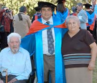 Dr John Casella with his parents Filippo and Maria Casella after he received his honorary doctorate from CSU. 