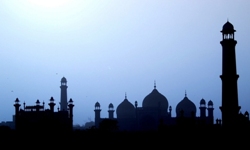 Islamic sky silhouette_250x150