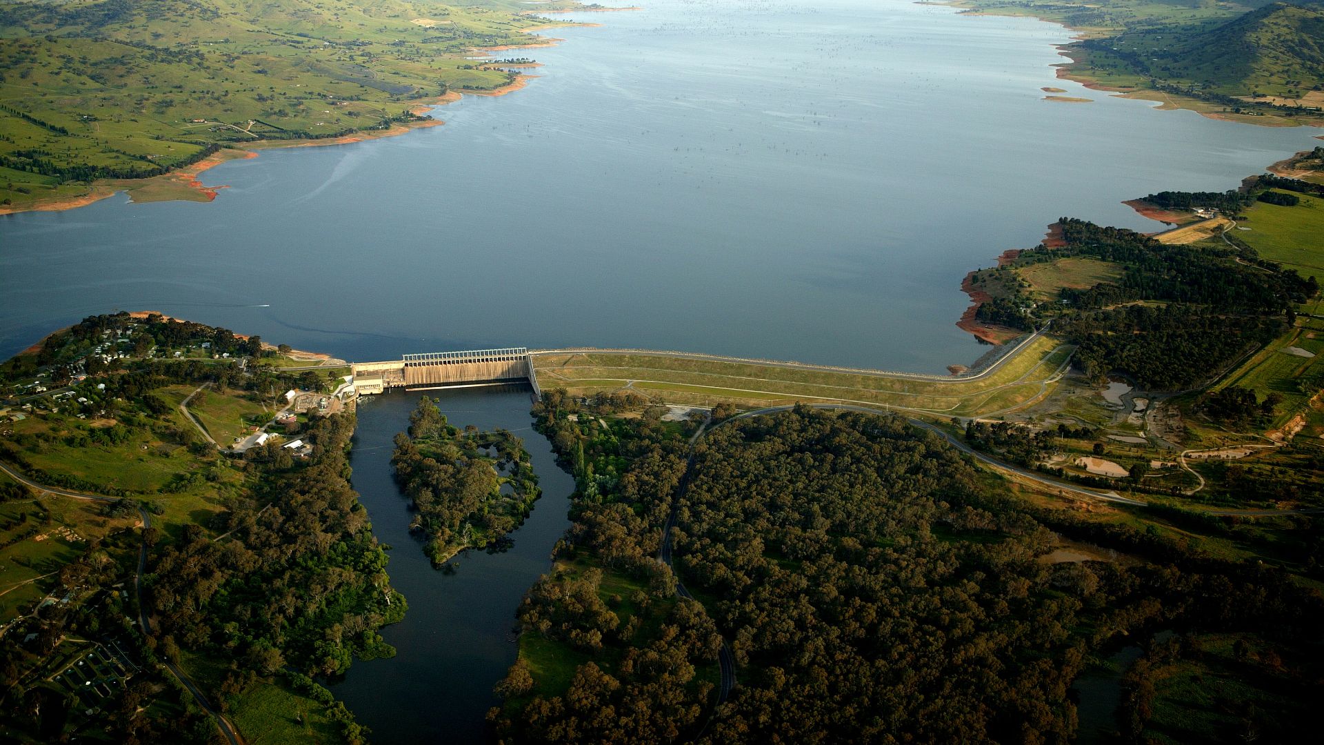 Charles Sturt to co-host event celebrating 100 years of the Hume Dam 