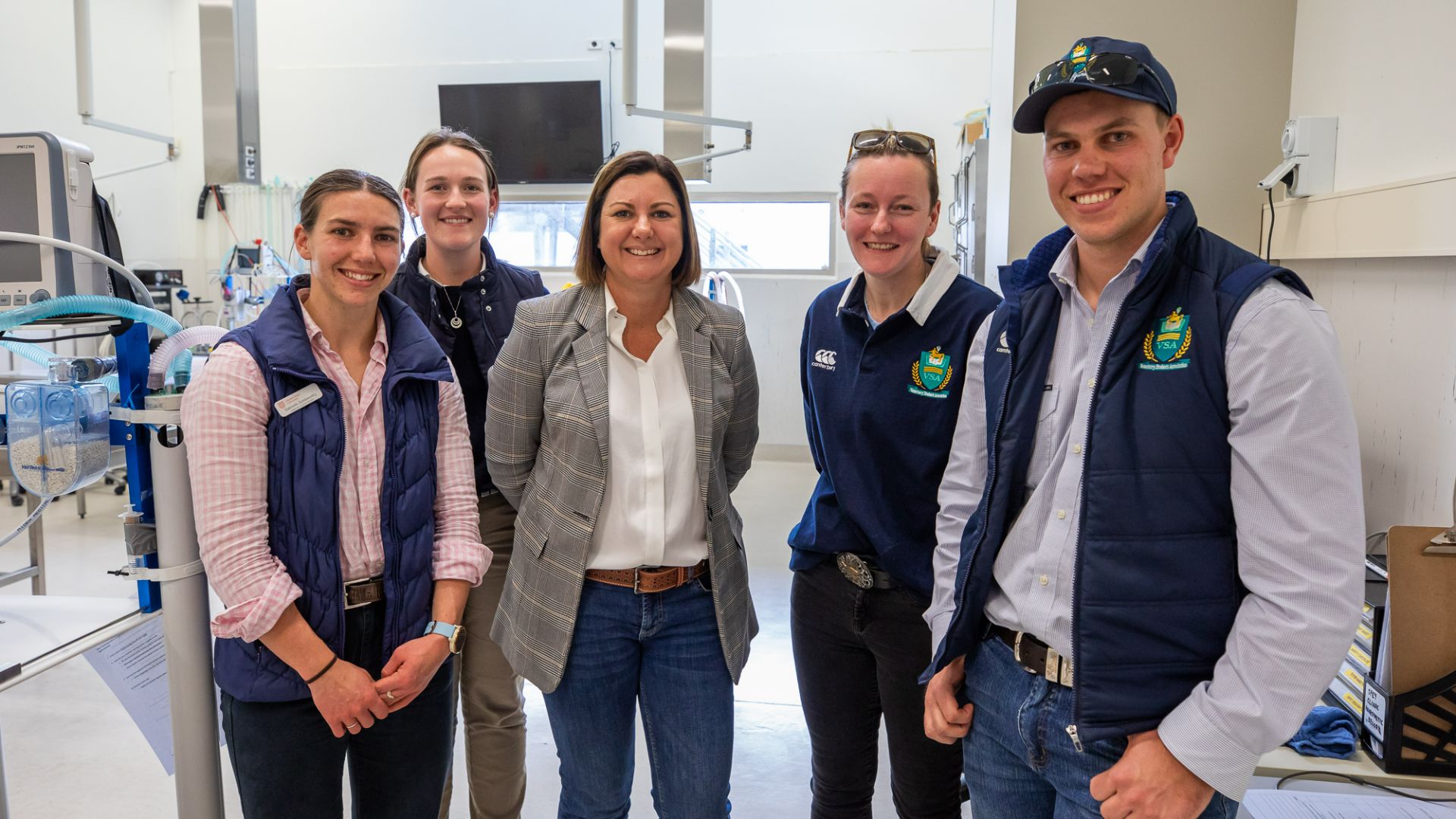 Federal Minister visits Charles Sturt in Wagga Wagga to experience agricultural innovation