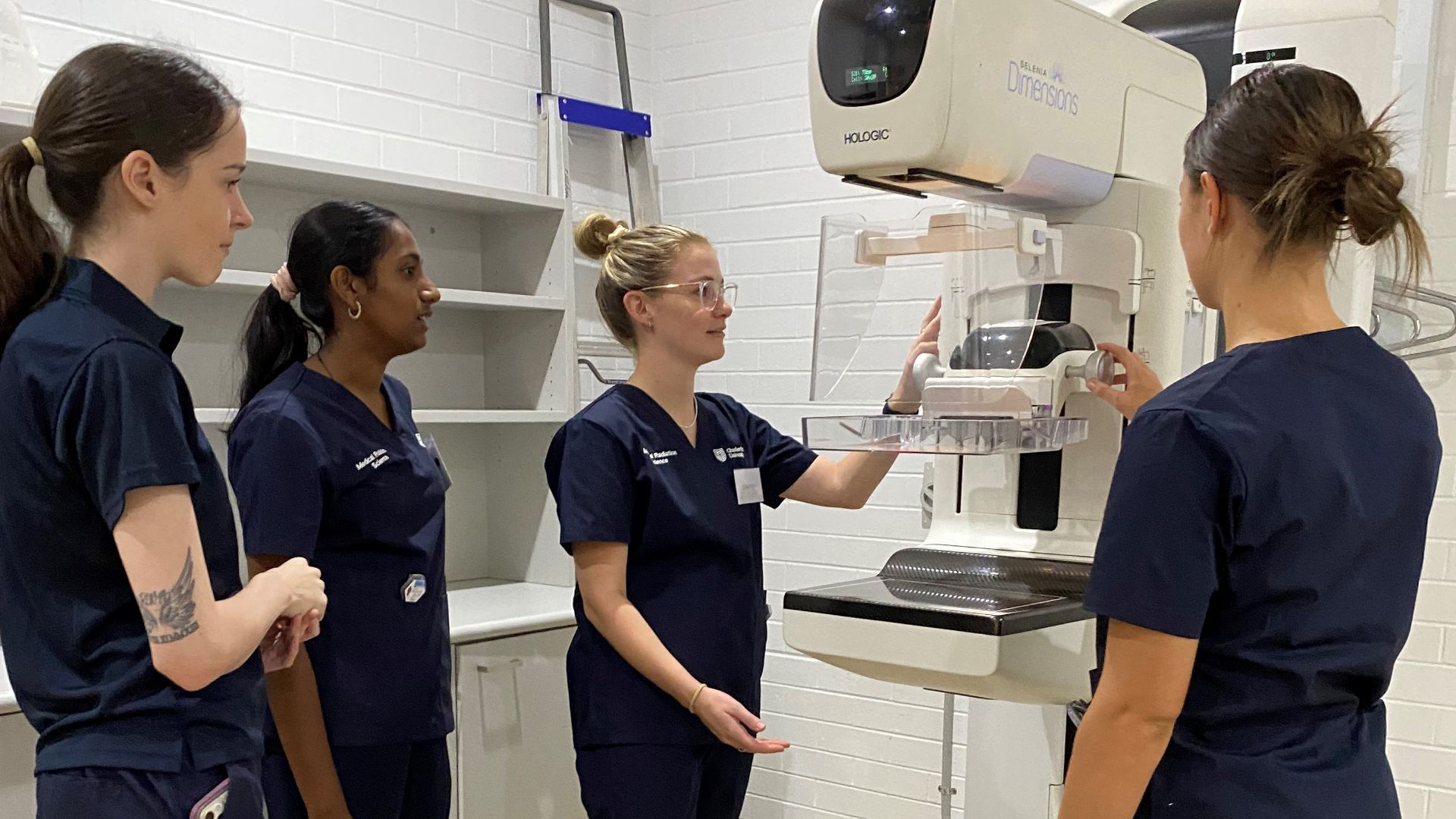 Charles Sturt answers call to train mammographic technologists for ...