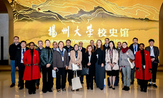 Charles Sturt strengthens ties with Yangzhou University at international conference