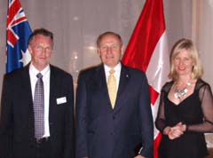Canadian High Commisioner Michael Leir (centre) is welcomed to Albury by CSU's Head of Campus Prof Gail Whiteford (right) and Albury City mayor Stuart Baker (left)