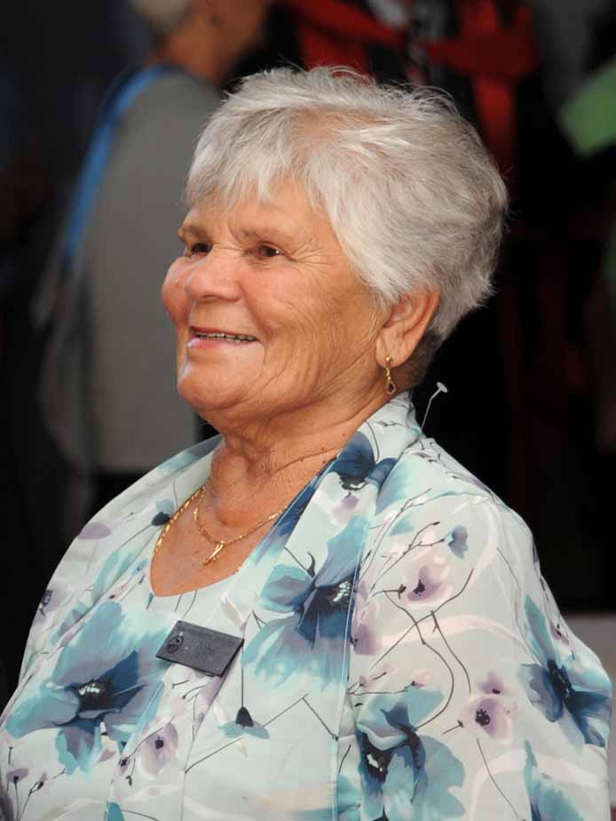 Wiradjuri Elder, Mrs Isobel Reid will co-launch the exhibition, Aboriginal History, Owning The Past. 