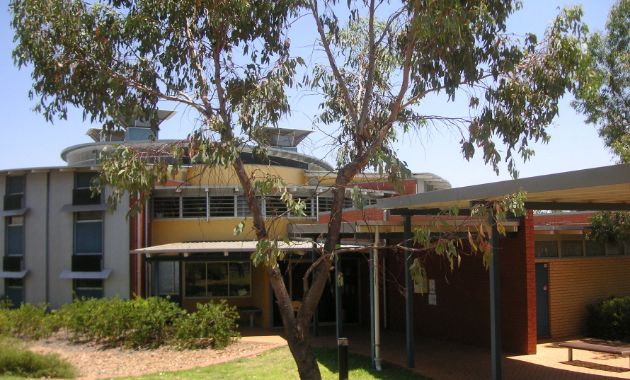 CSU in Dubbo offers exhibition space for artists