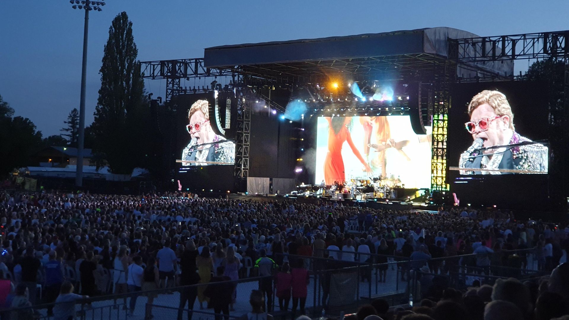 Wagga Wagga students work backstage at Sir Elton John concert