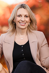 spotlight-anita-geary