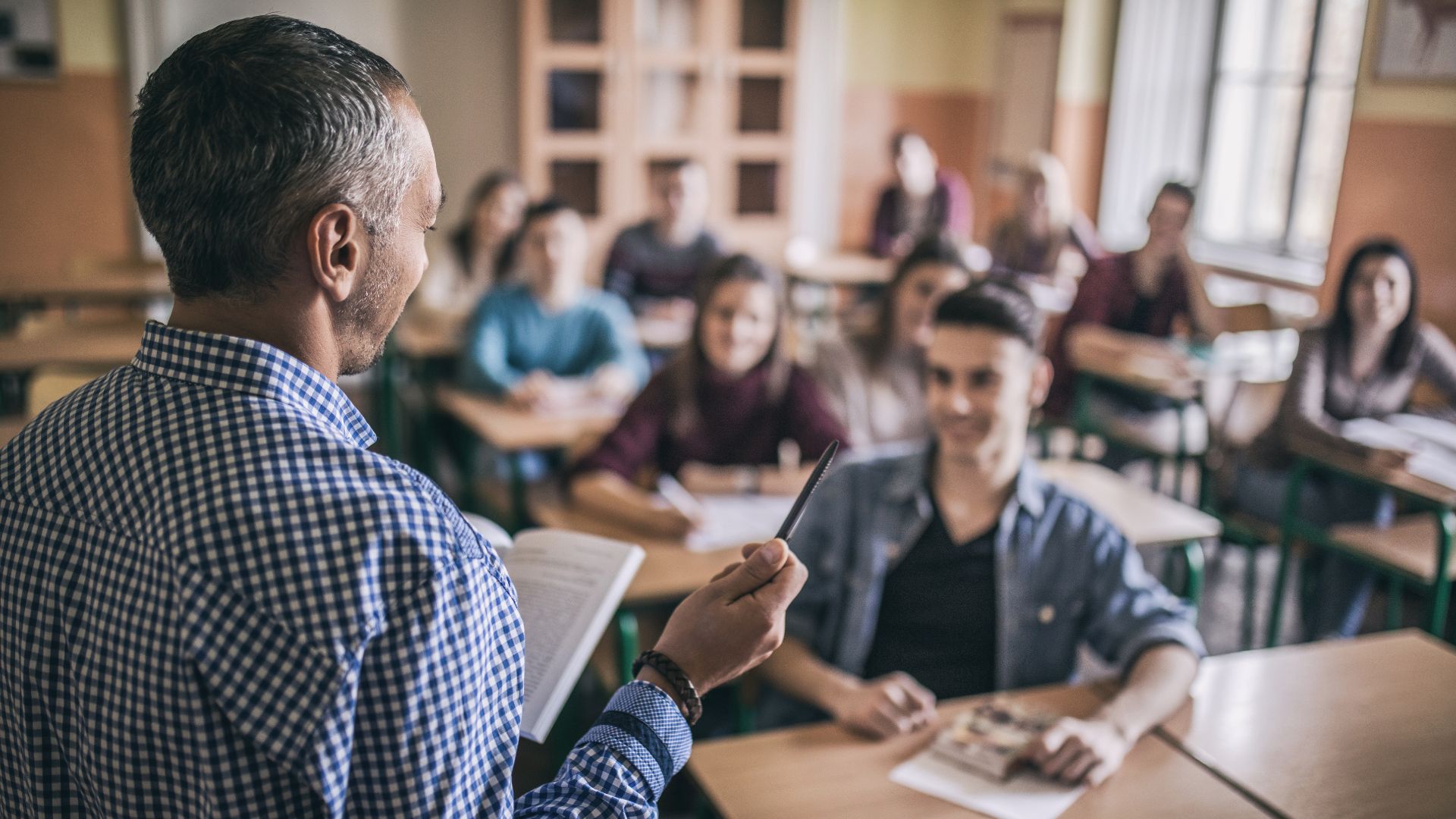 New degree partnership to help Australian teachers pursue postgraduate studies