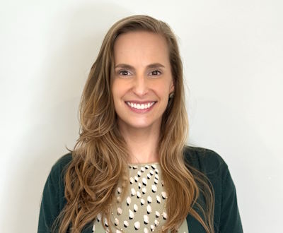 Photo of Dr Julia E. Iglesias