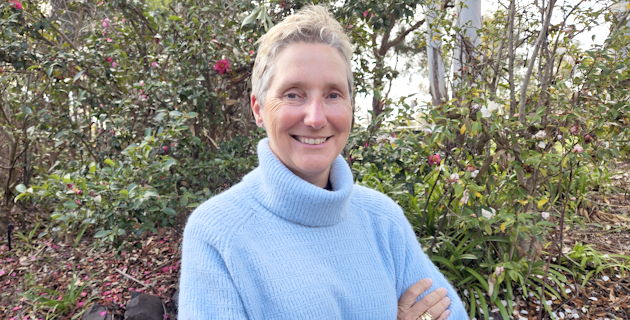 Dr Emma Bowen
