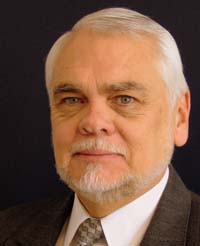 Retiring executive director Reg Shaw.