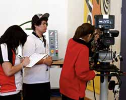 Students from Dubbo College prepare a variety show during teaching by staff from CSU. 