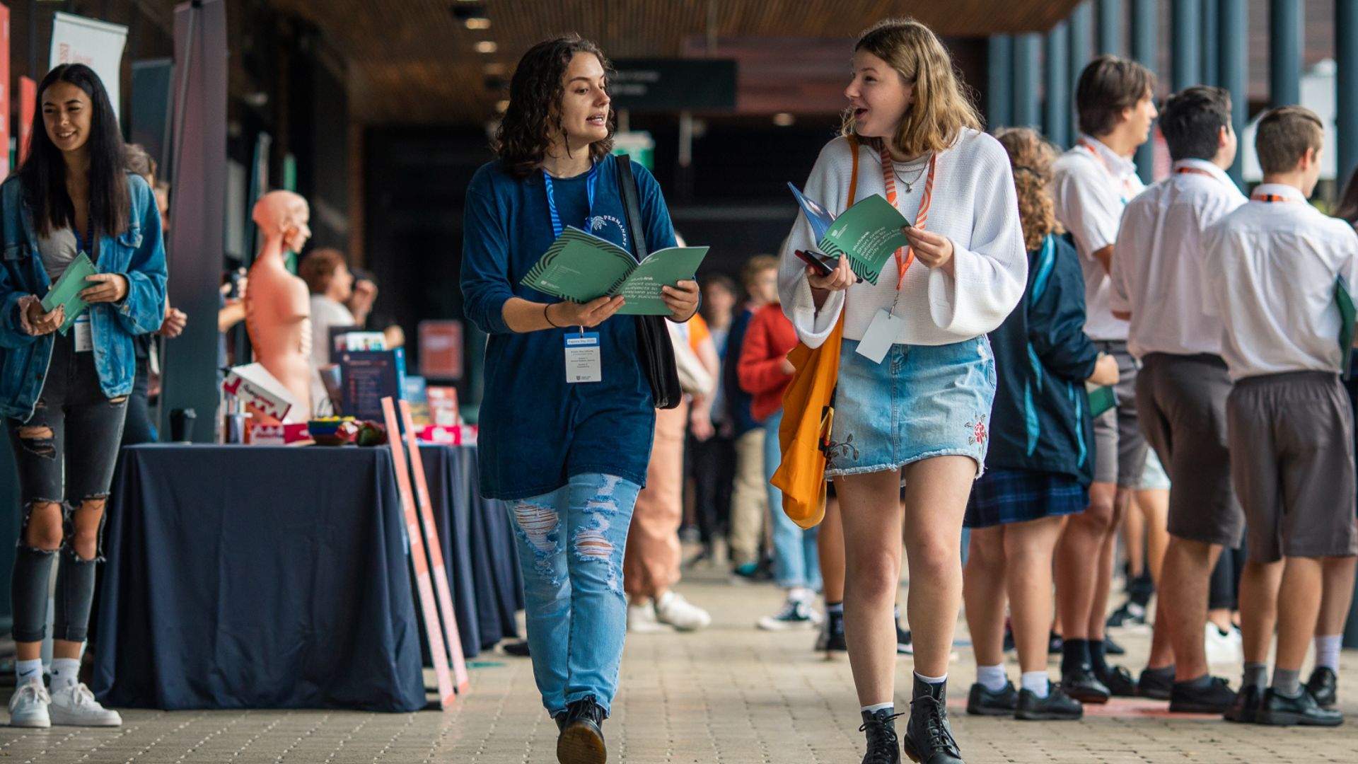 Taking Advantage: Charles Sturt makes first early offers to Year 12 students for 2023 courses 