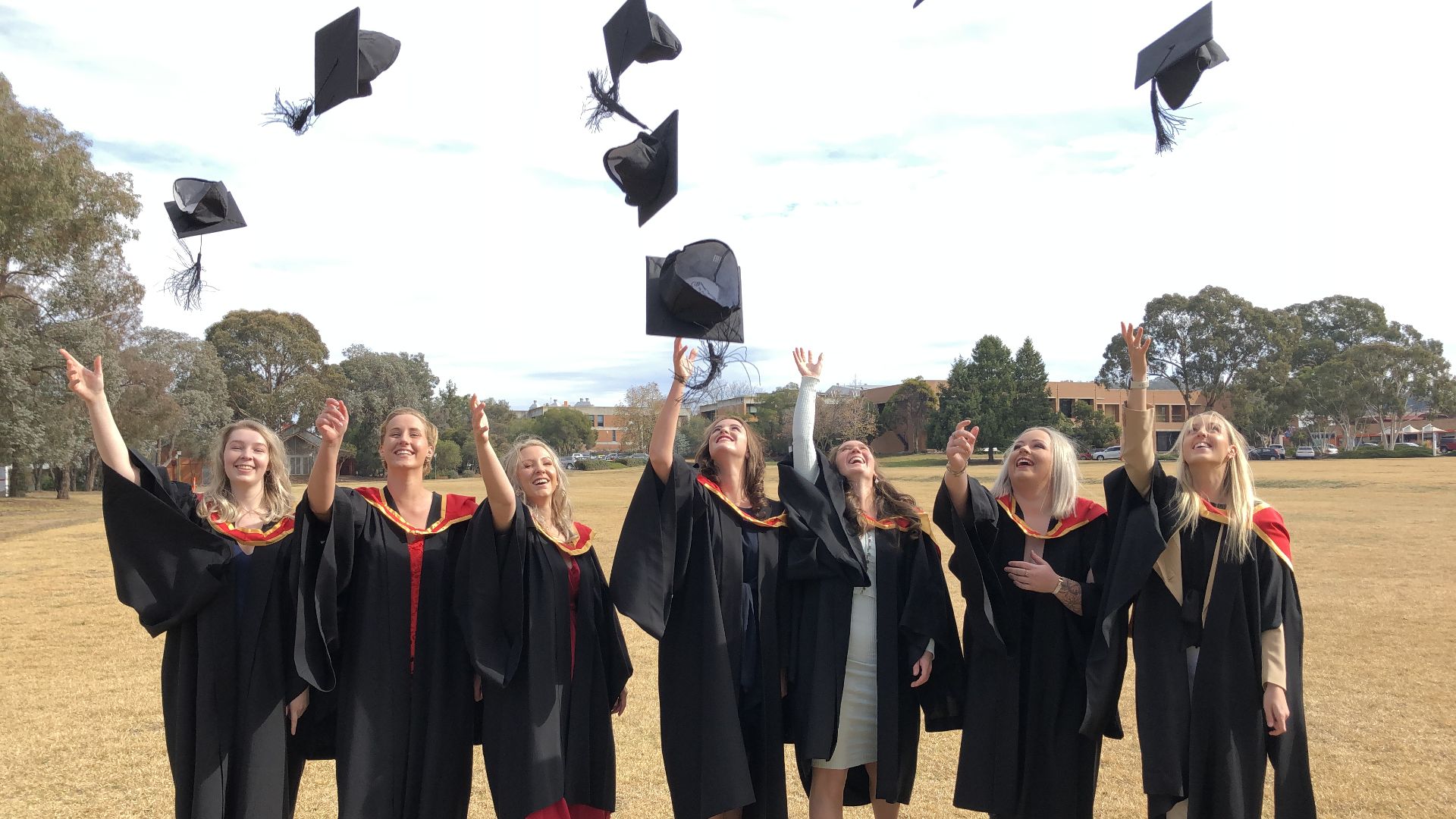 Thousands get ready to celebrate at the Charles Sturt December graduation season