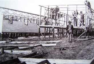 Archive photo of army troops working on site