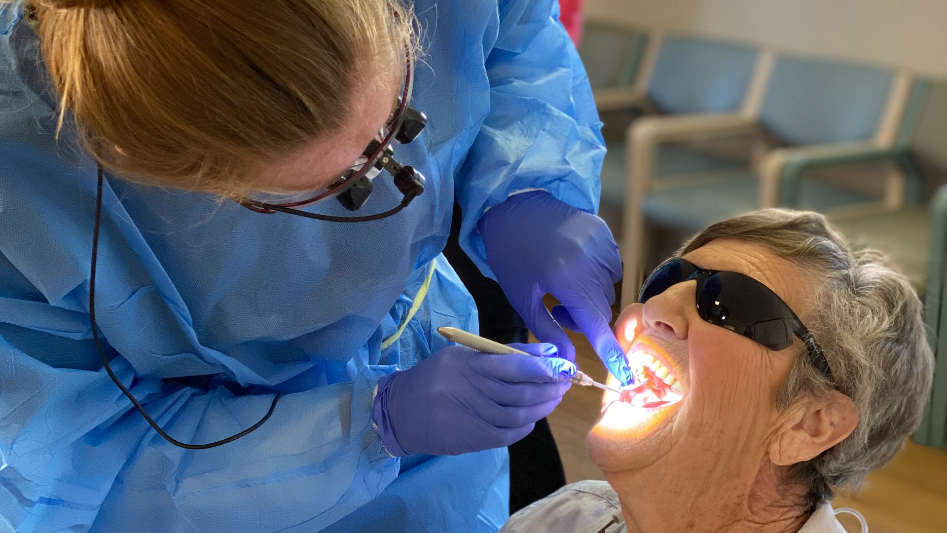 New portable student dental service assists aged care residents