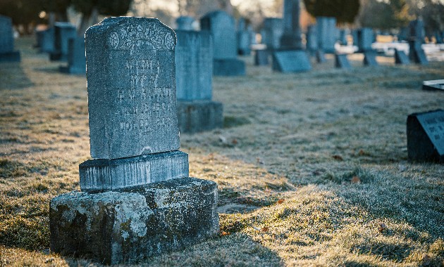 Funerals in the era of social distancing