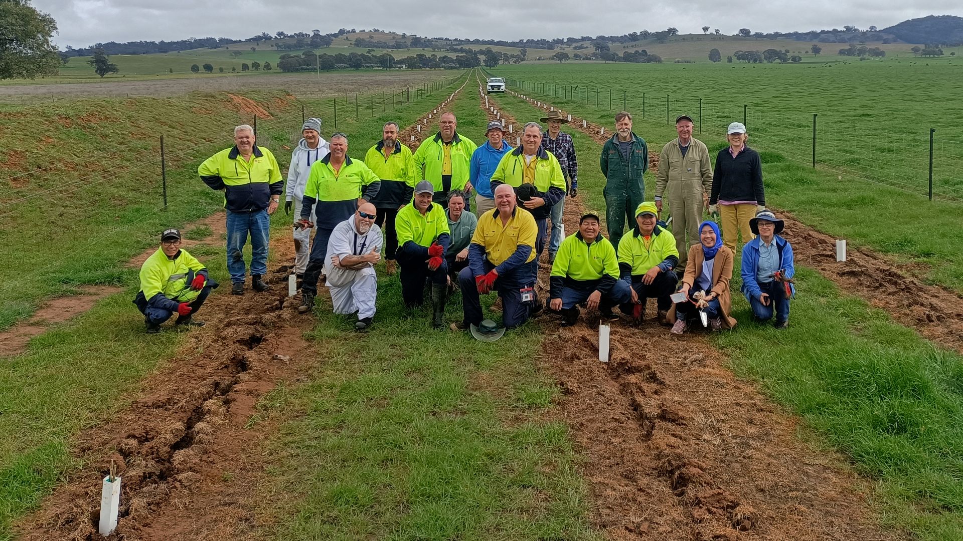 University honours commitment to biodiversity through community events in Wagga Wagga 