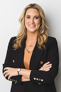 spotlight-tara-james