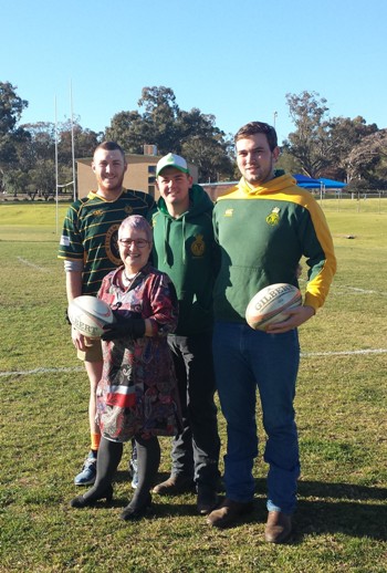 Head of CSU in Wagga Wagga  Ms Miriam Dayhew with members of the Wagga Ag College Rugby Club